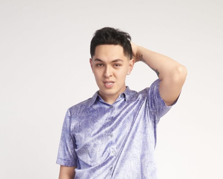 Gigolo Kelly Dean Junior aus Kanada von Callboyz.net