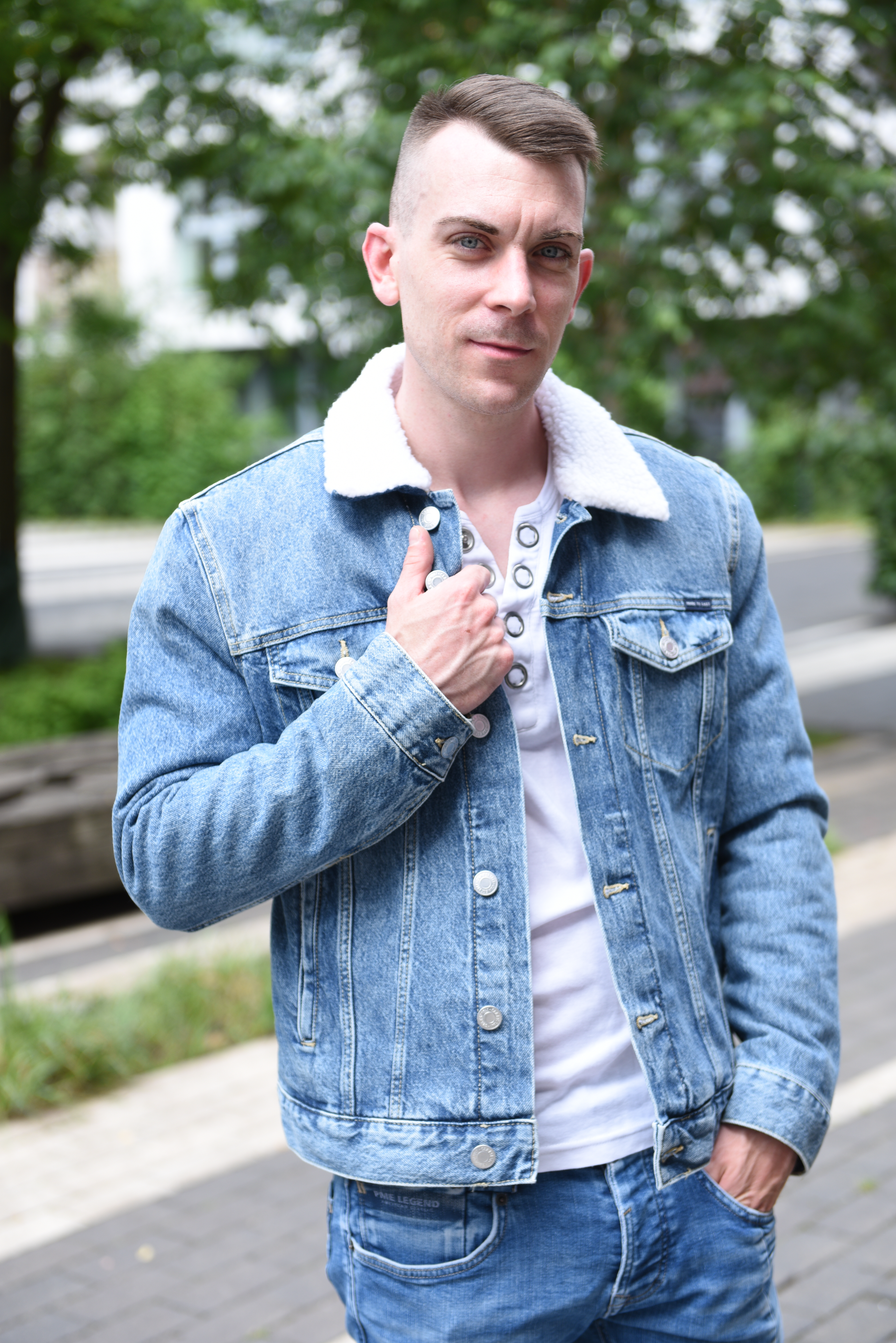 Callboy Dennis aus Berlin von Callboyz.net