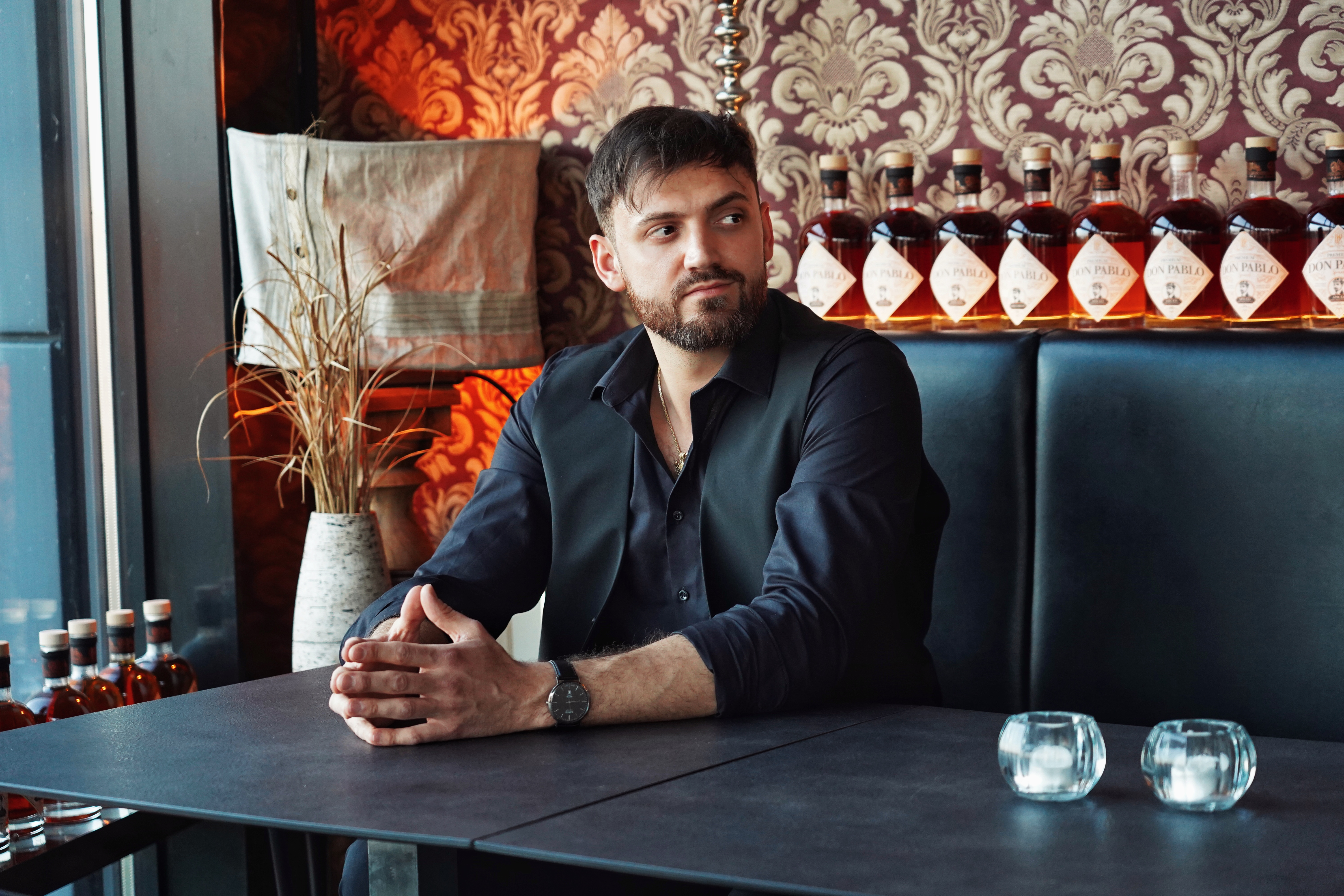 Männlicher Begleiter Emanuel aus Ulm von Callboyz.net