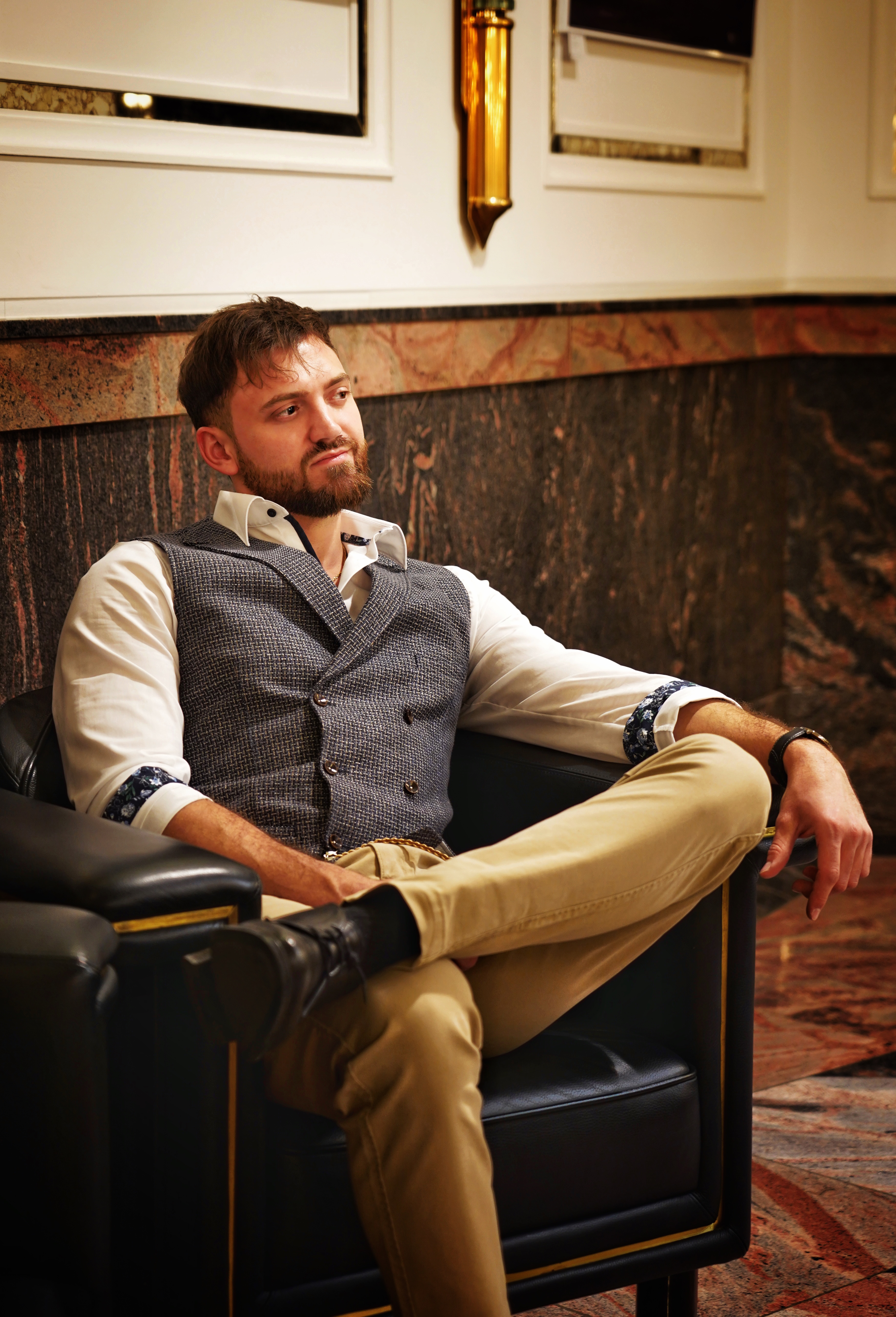 Callboy Emanuel aus Ulm von Callboyz.net