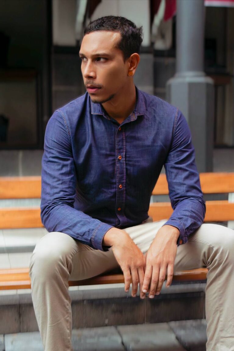 Male Escort Maës aus Mauritius von Callboyz.net