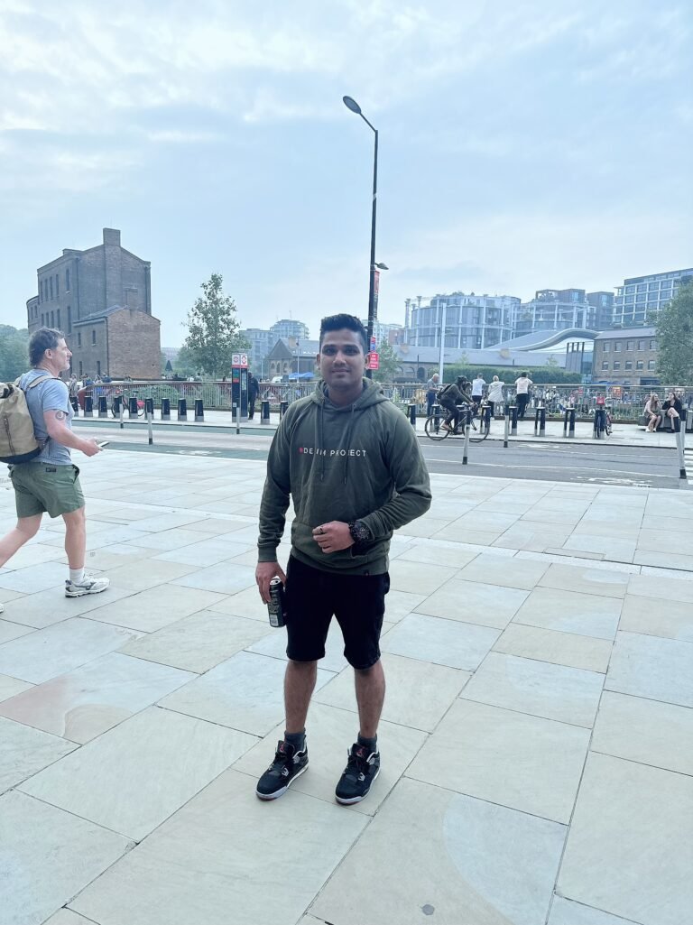 Callboy Rocco aus London von Callboyz.net Callboy Rocco aus London von Callboyz.net